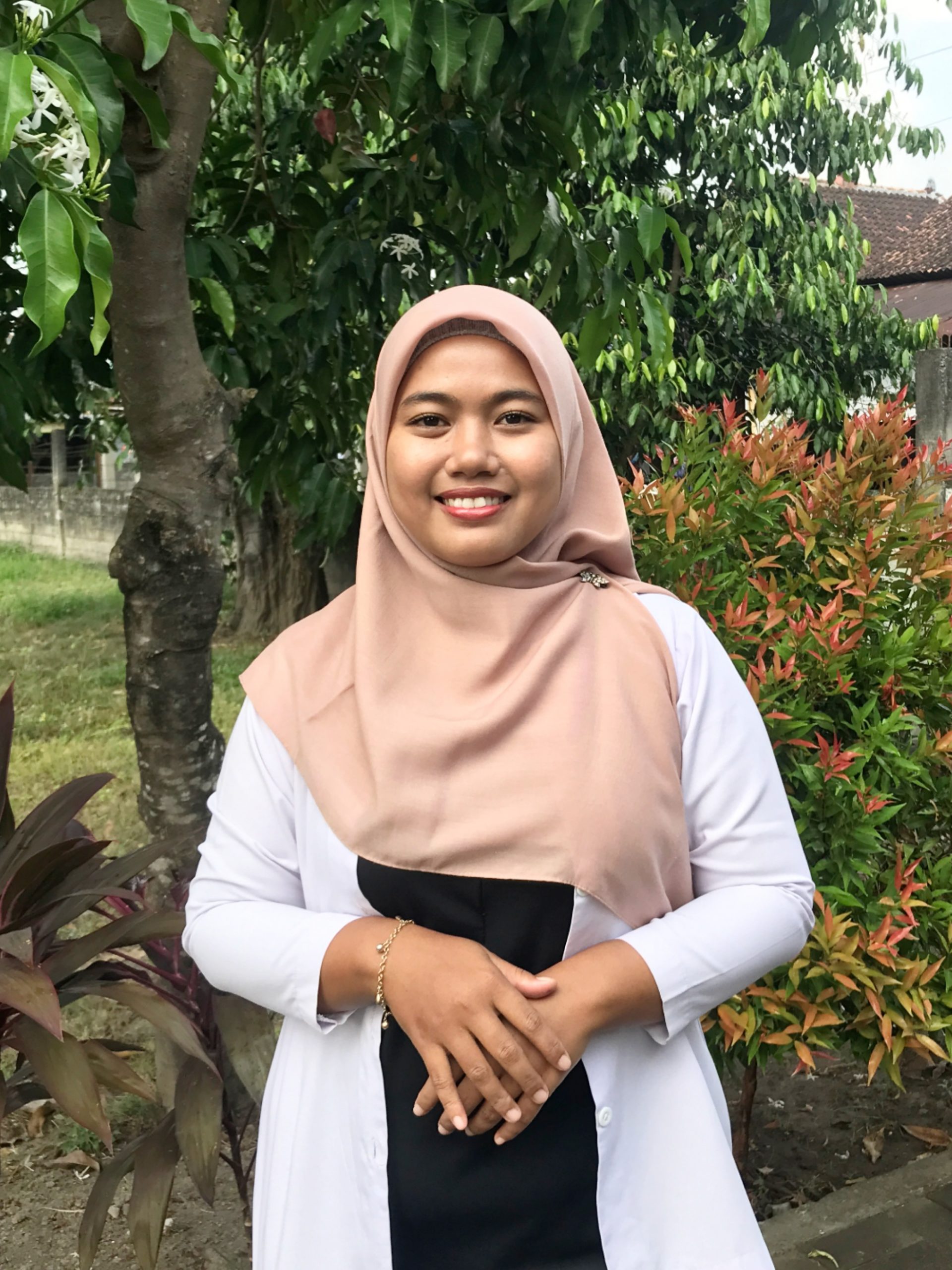 Anisa Fitriana, S.Pd.