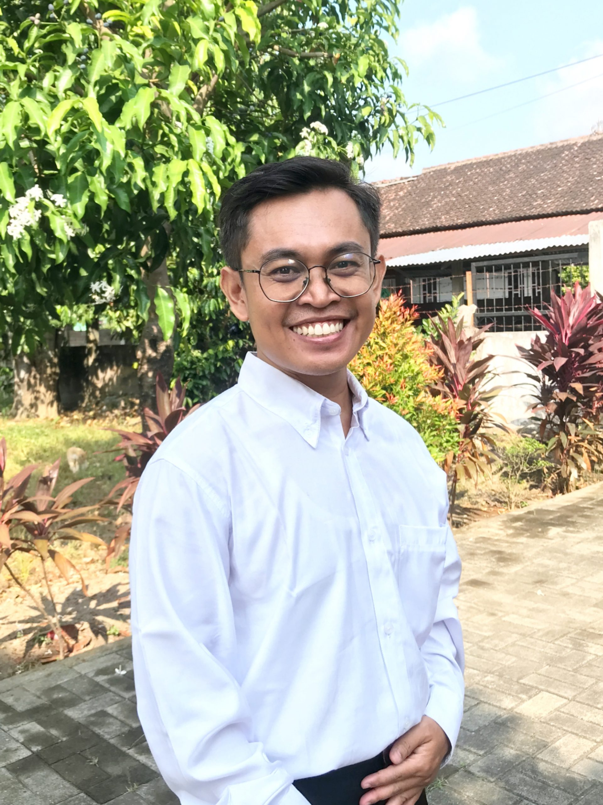 Renovil Dramestika, S.Pd., M.Pd.